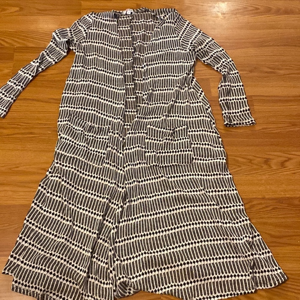Lularoe Cardigan size small (CE)